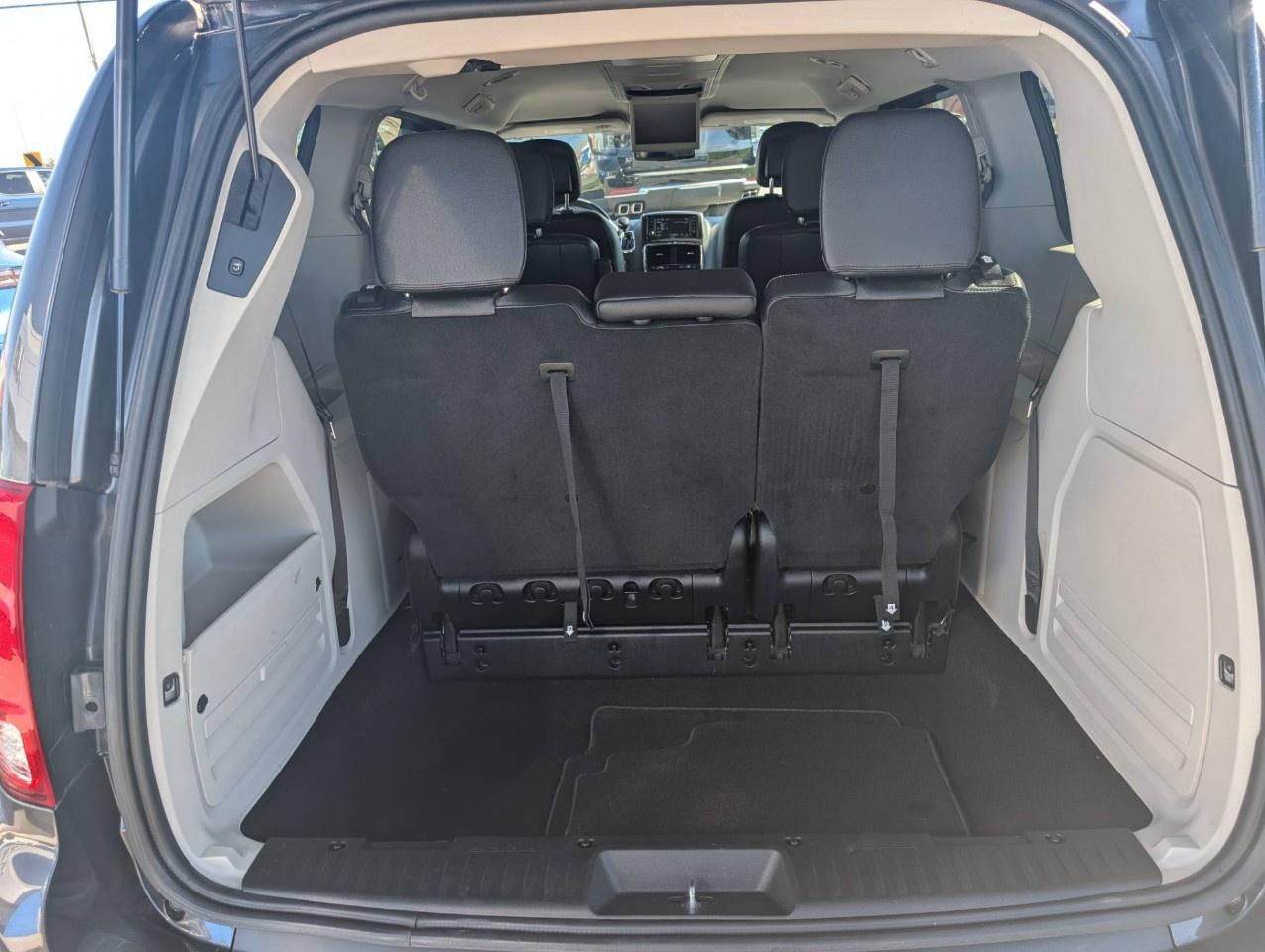 2019 Dodge Grand Caravan CREW PLUS 2WD Photo
