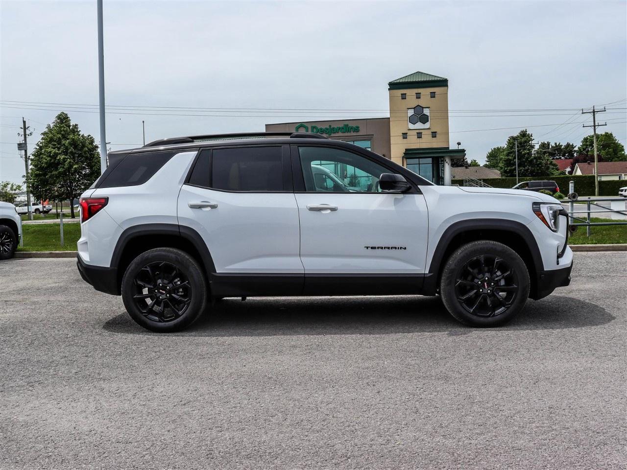 2026 GMC Terrain AWD Elevation Photo4