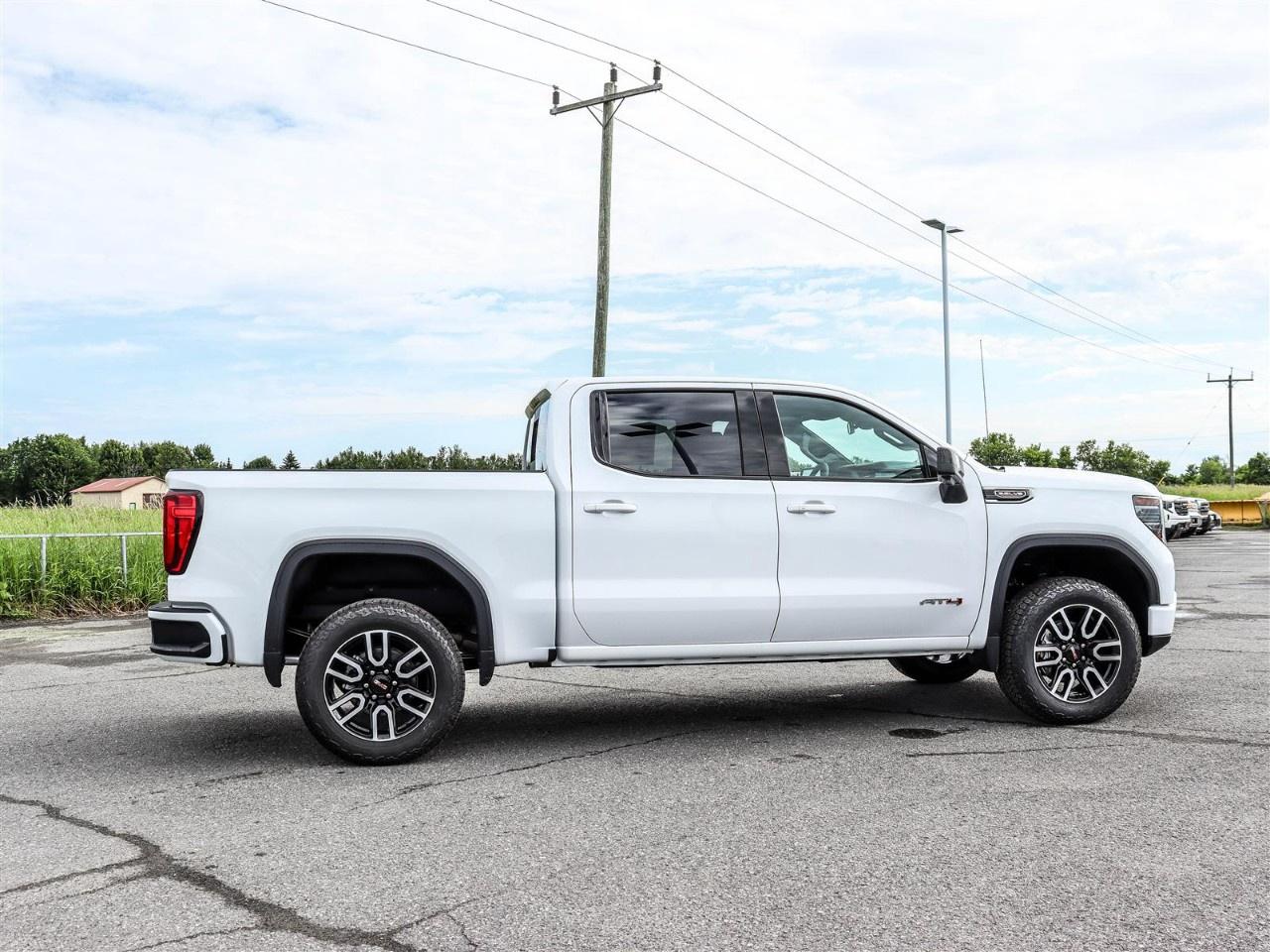 2026 GMC Sierra 1500 Crew Cab Short Box 4-Wheel Drive AT4 Photo
