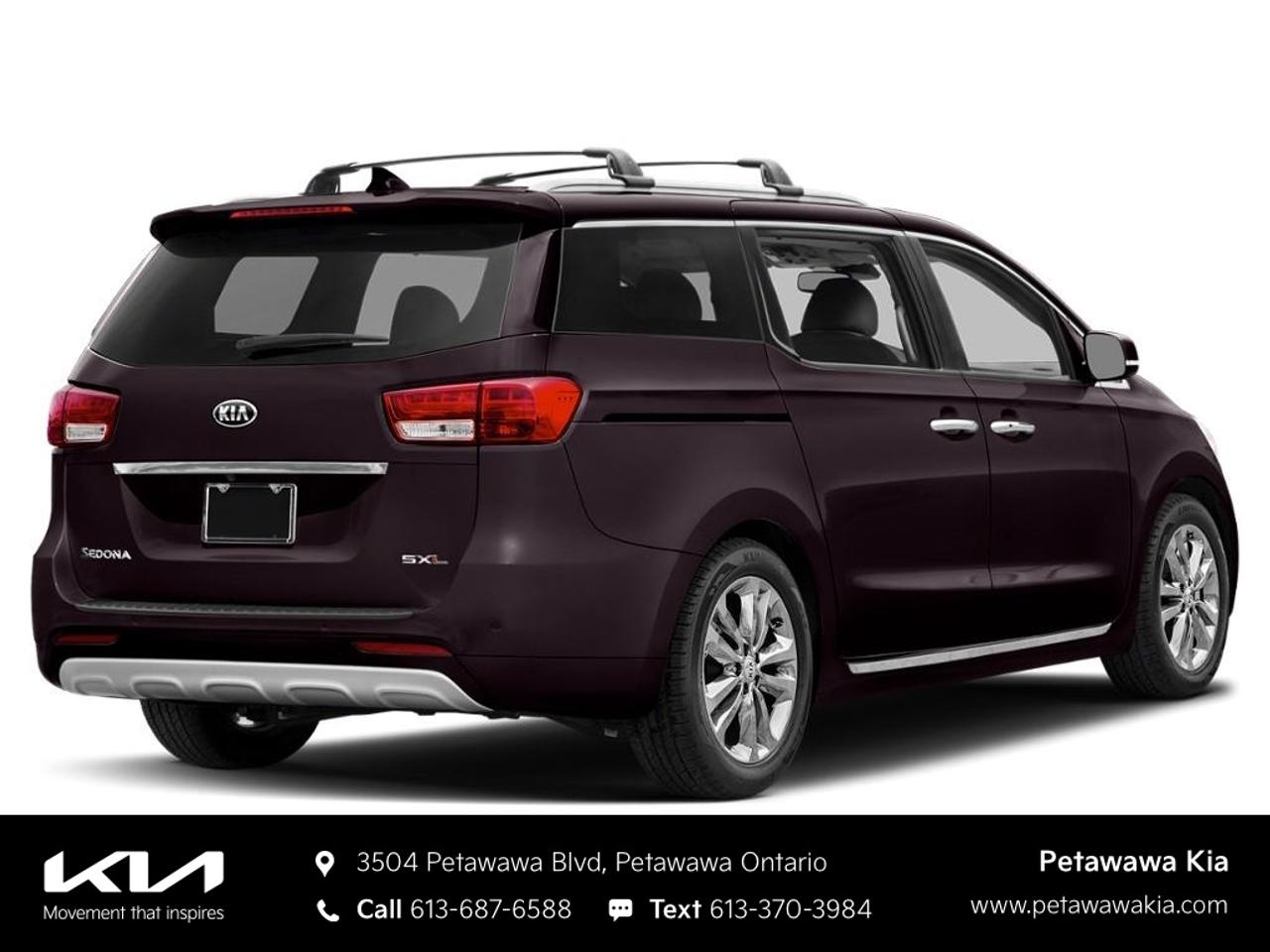 2017 Kia Sedona SXL Passenger Van Photo