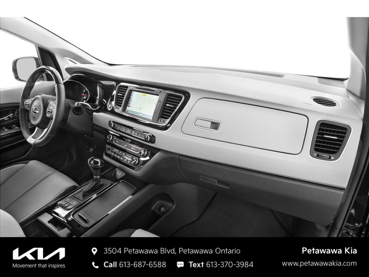 2017 Kia Sedona SXL Passenger Van Photo