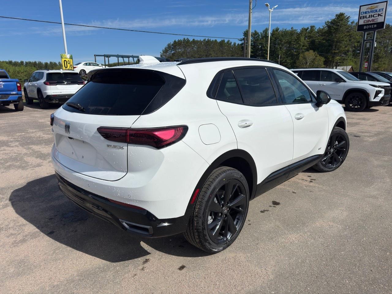 2026 Buick Envision AWD 4dr Sport Touring Photo4