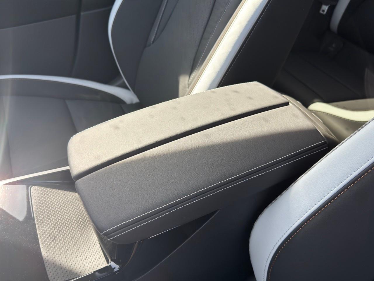 2026 Buick Envision AWD 4dr Sport Touring Photo