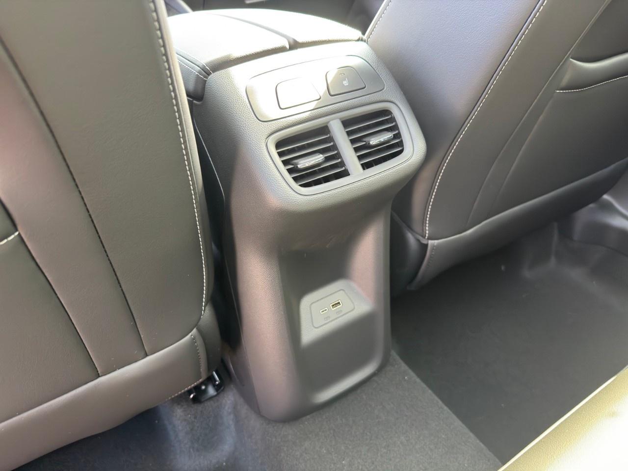 2026 Buick Envision AWD 4dr Sport Touring Photo