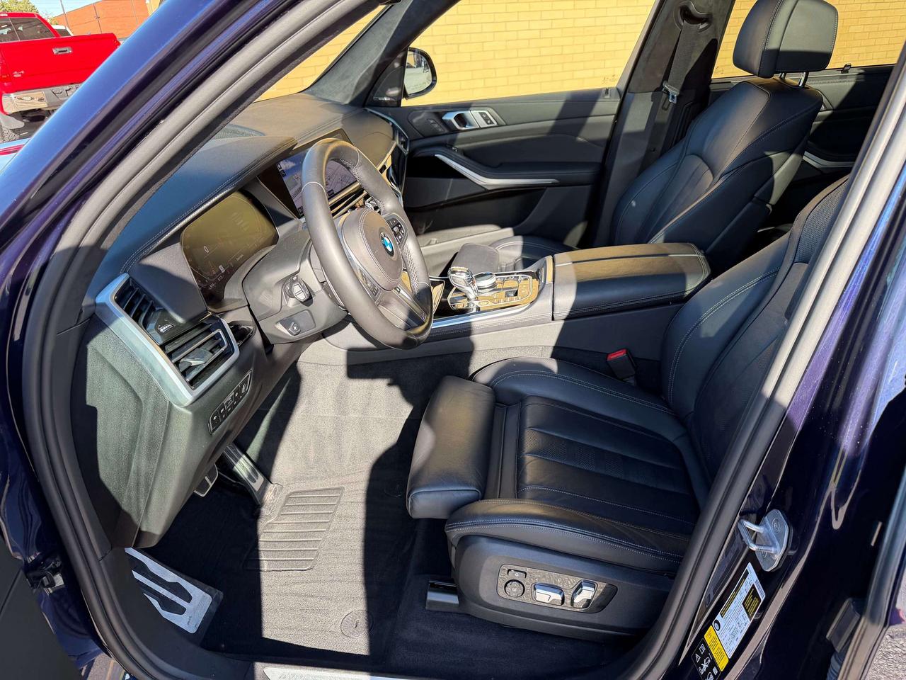 2020 BMW X5 Laser, 360, Gesture, Crystal shifter, Blk pkg Photo