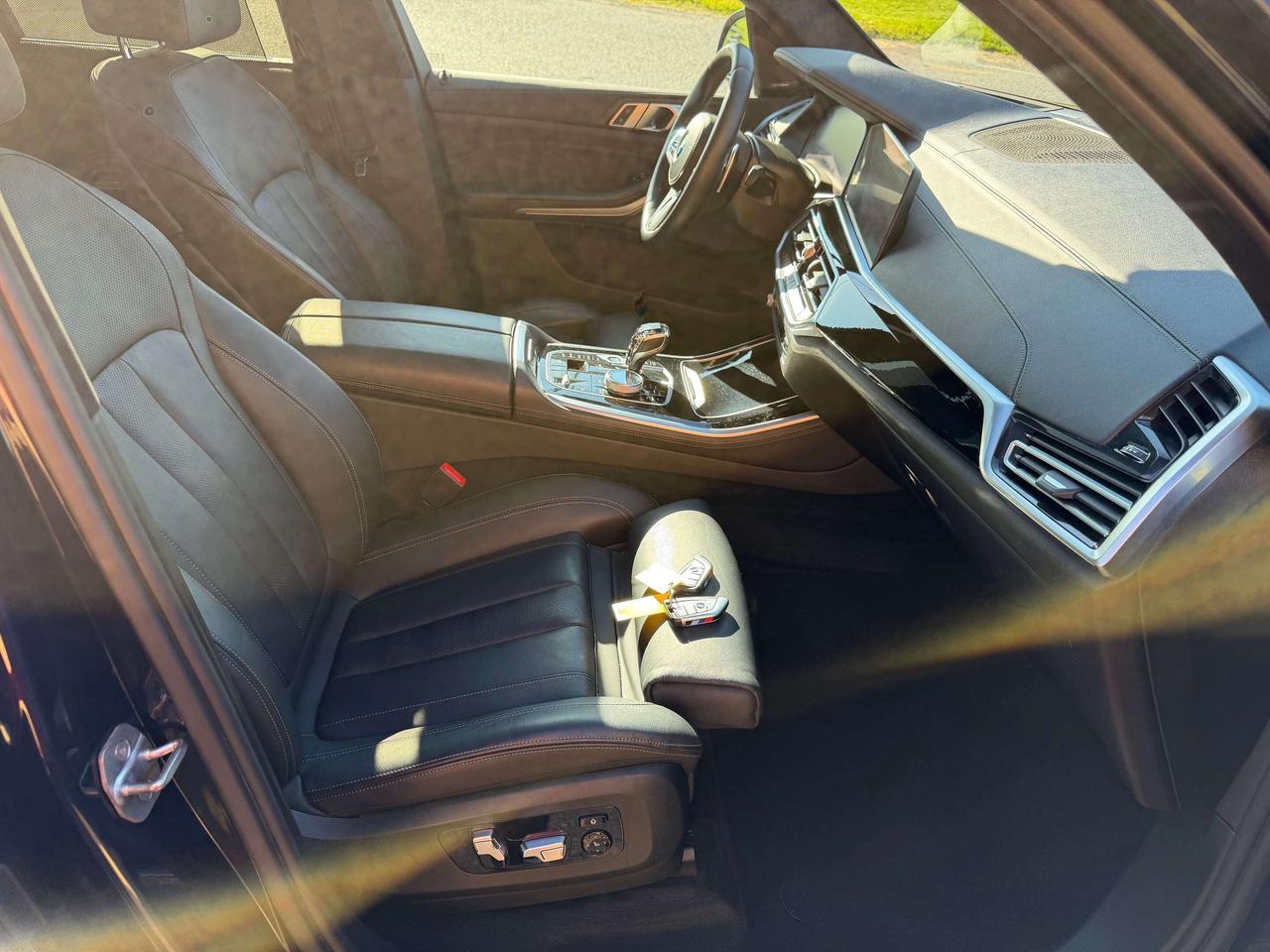 2020 BMW X5 Laser, 360, Gesture, Crystal shifter, Blk pkg Photo