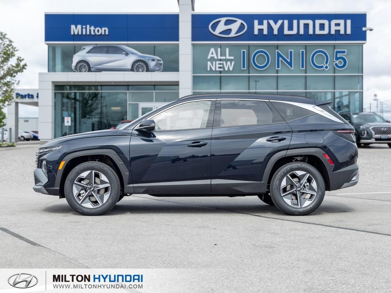 2026 Hyundai Tucson Preferred w/Trend Package 4dr All-Wheel Drive Photo2