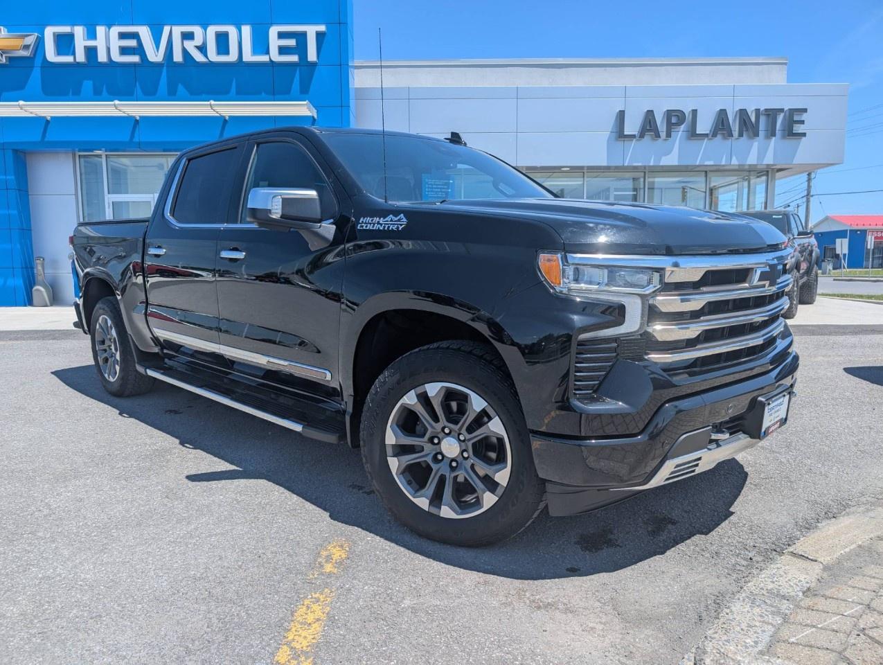 2022 Chevrolet Silverado 1500 Crew Cab Short Box 4-Wheel Drive High Country Photo