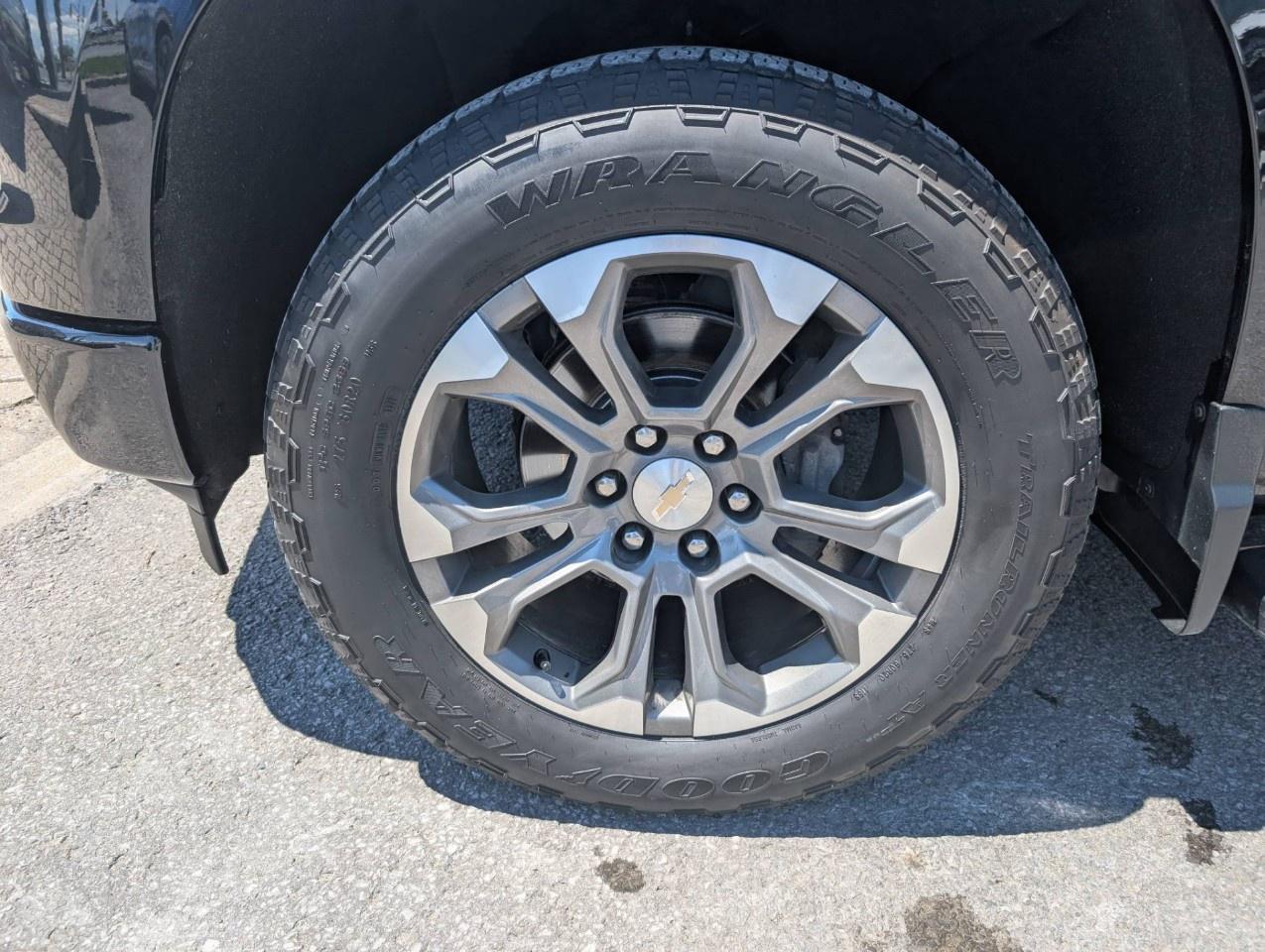 2022 Chevrolet Silverado 1500 Crew Cab Short Box 4-Wheel Drive High Country Photo