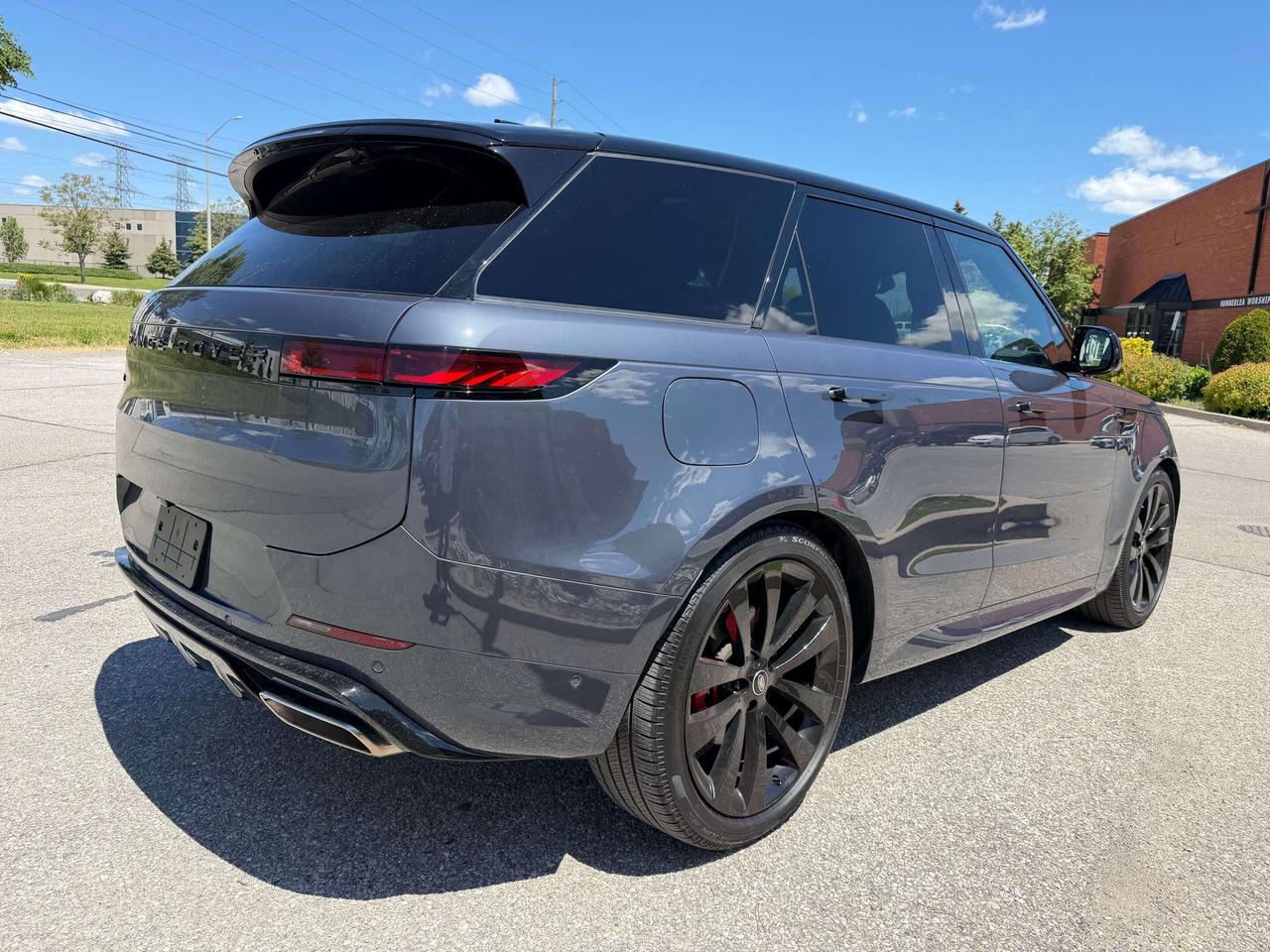2025 Land Rover Range Rover Sport Dynamic SE 360 Cam Adaptive Cruise Air Suspenion Photo