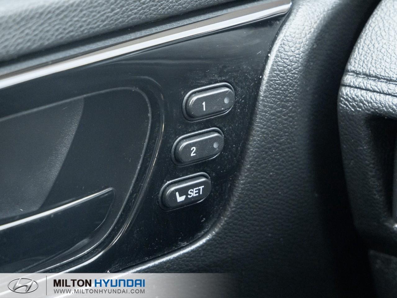 2023 Honda Odyssey EX-L Passenger Van Photo