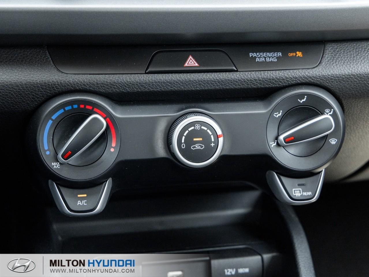 2023 Kia Rio  Photo