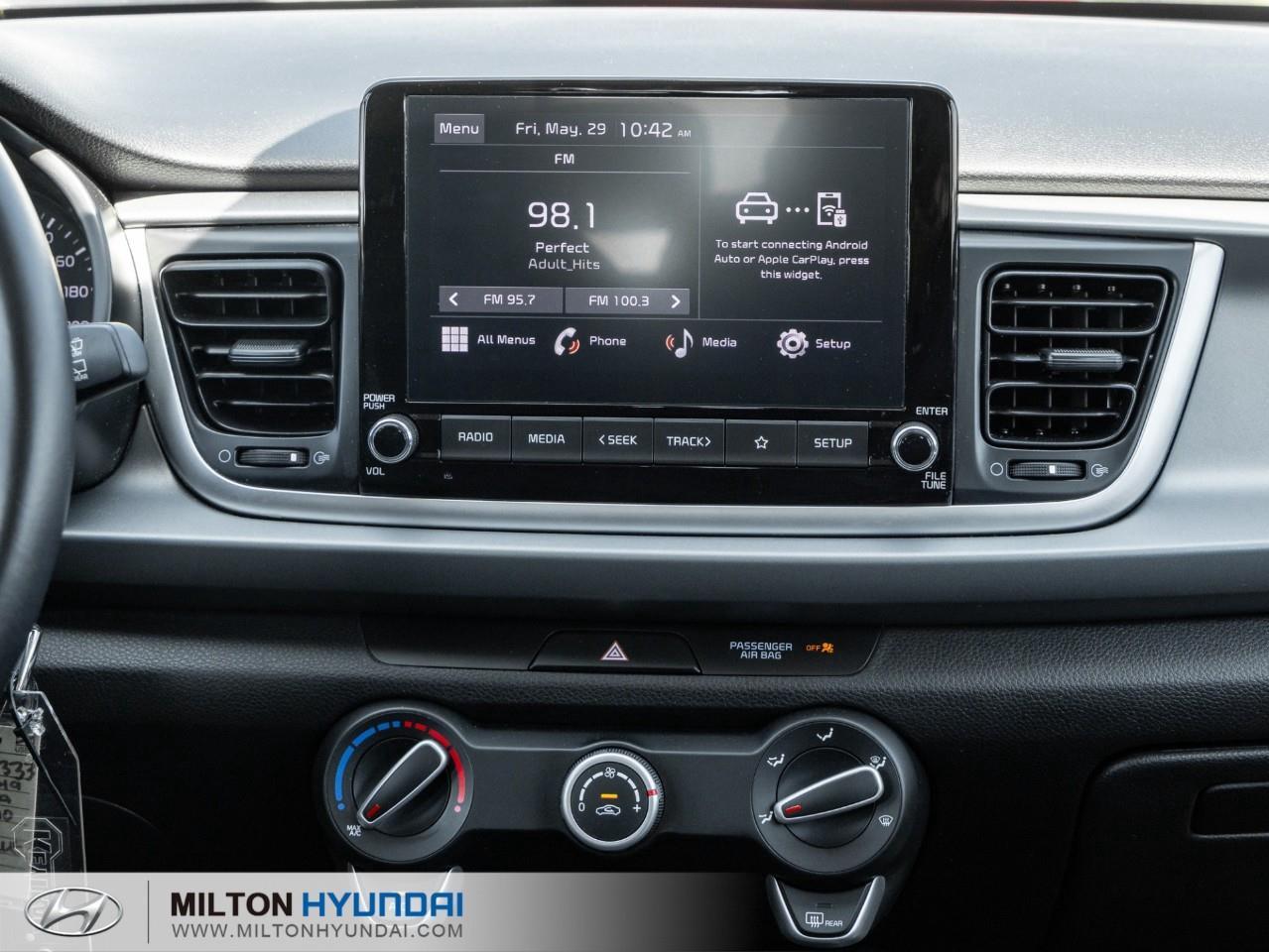 2023 Kia Rio  Photo