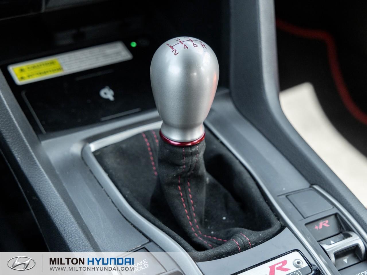 2021 Honda Civic Type R Base 4dr Hatchback Photo