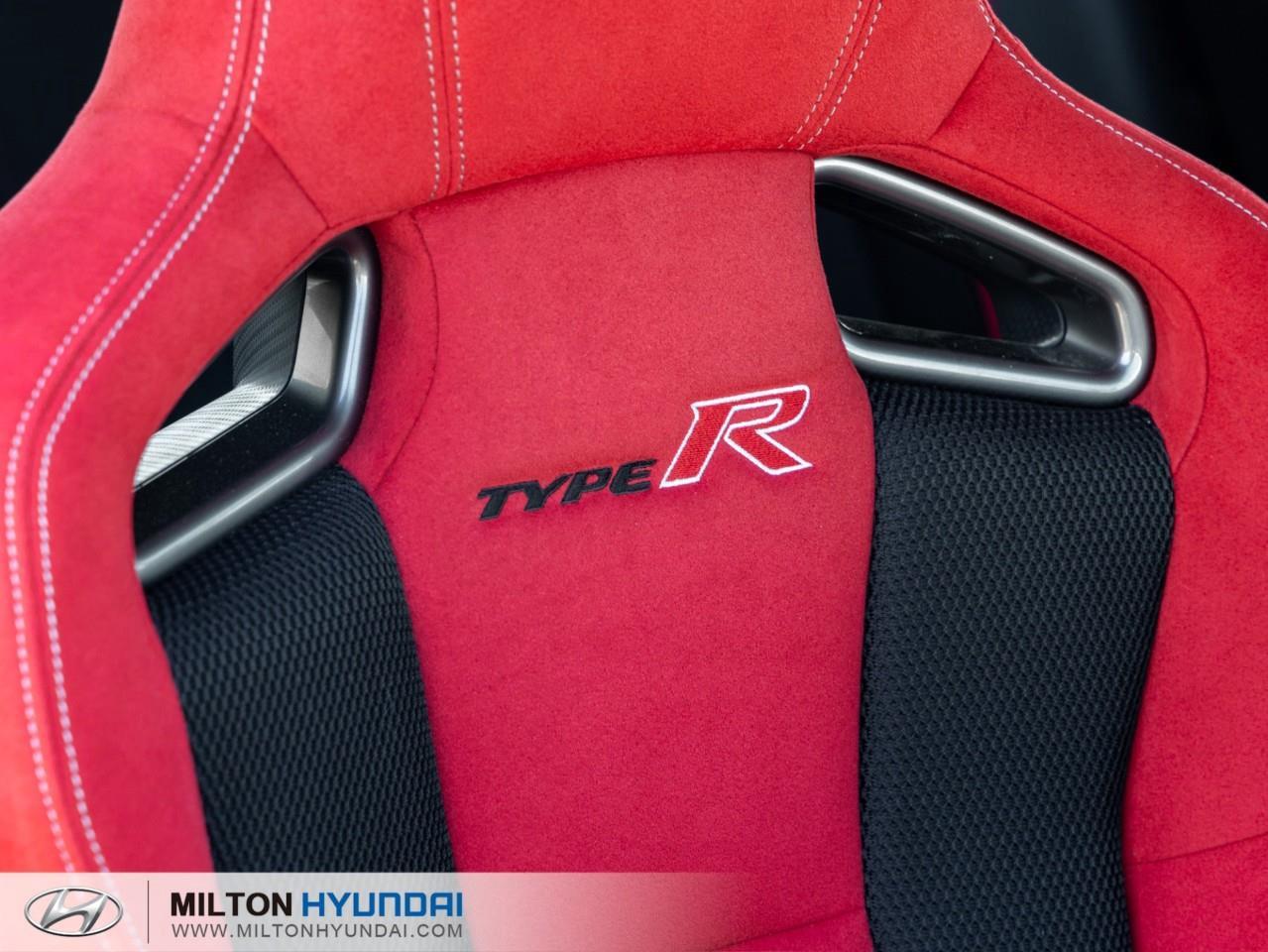 2021 Honda Civic Type R Base 4dr Hatchback Photo