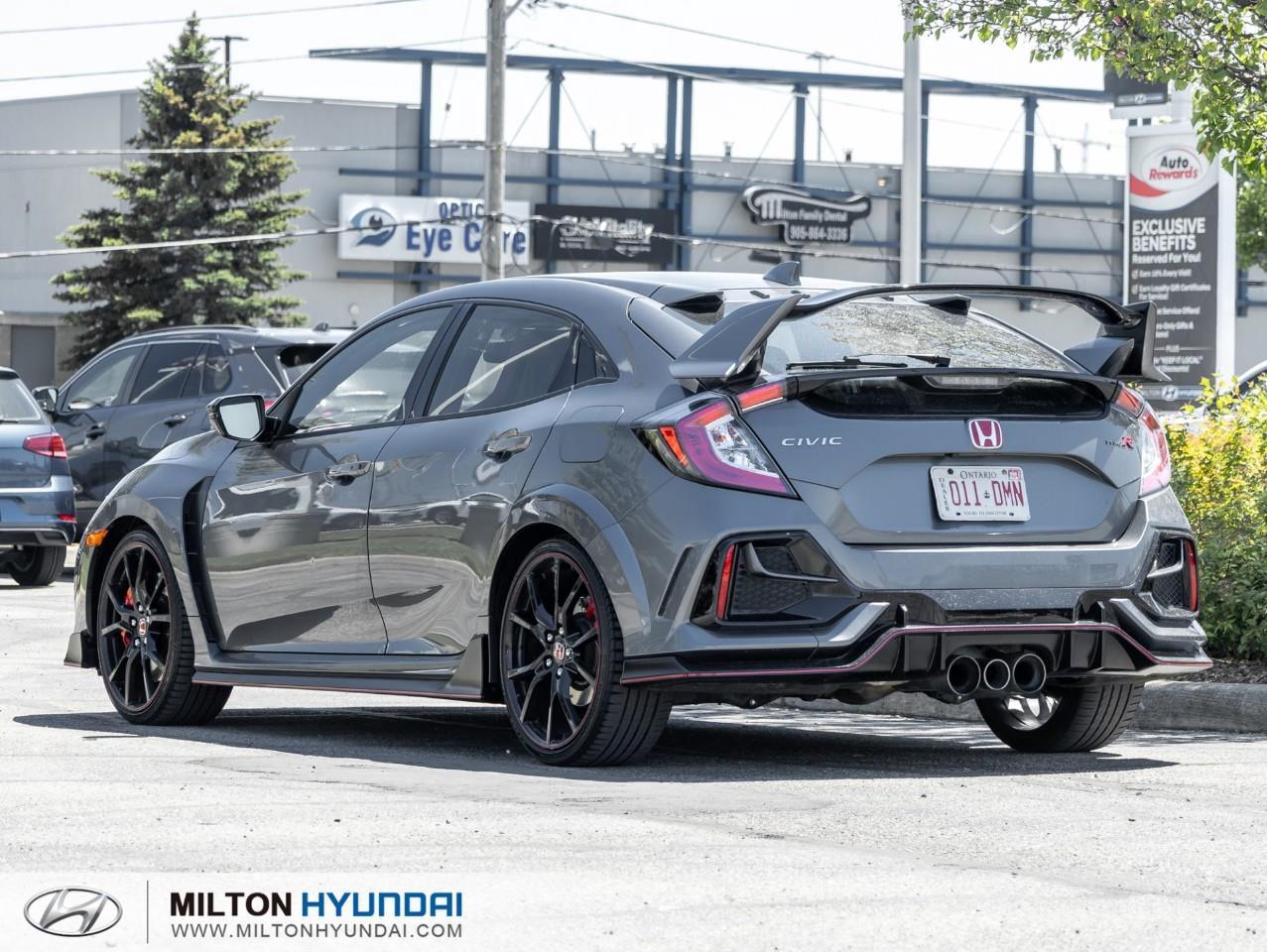 2021 Honda Civic Type R Base 4dr Hatchback Photo4