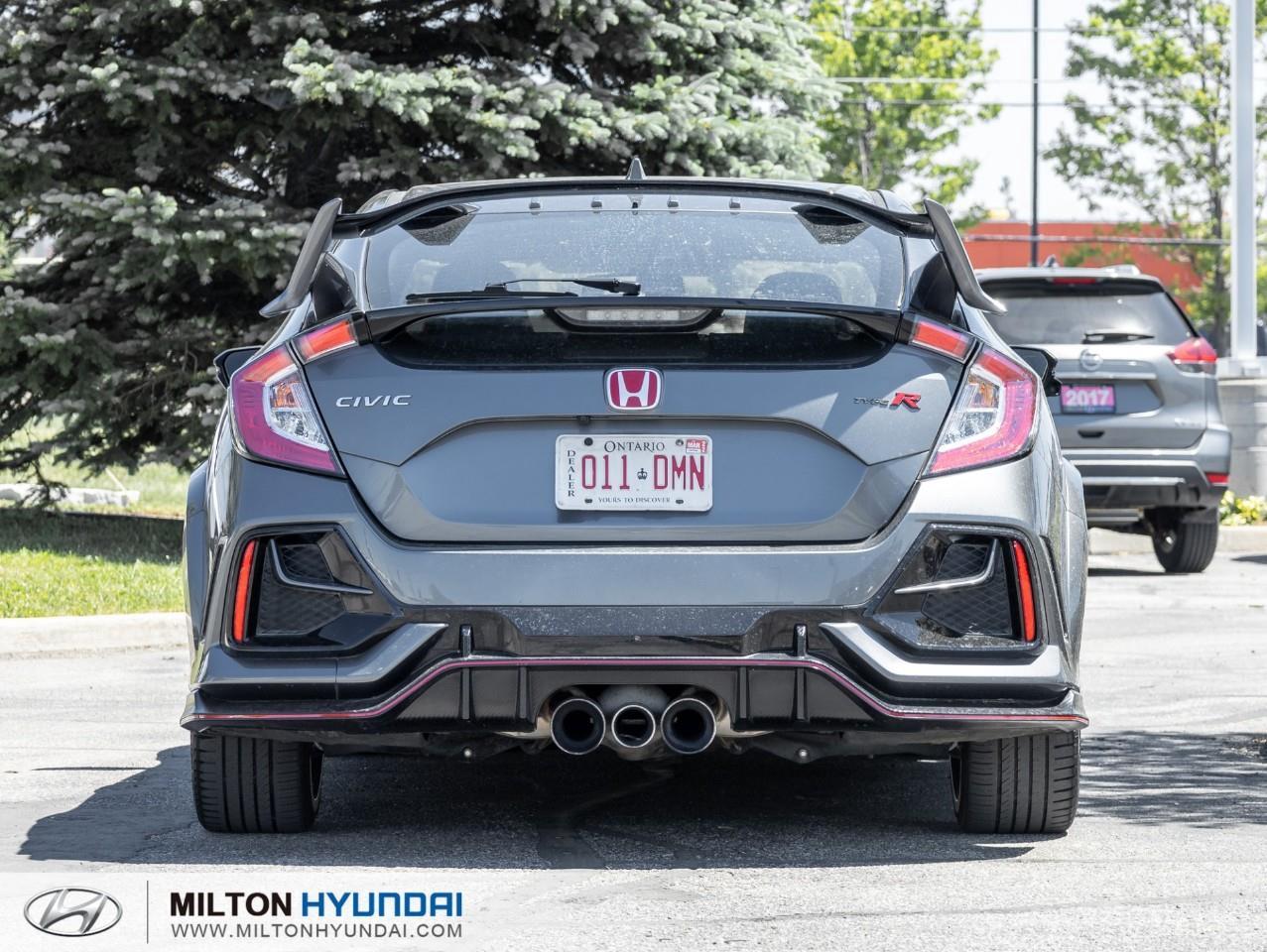 2021 Honda Civic Type R Base 4dr Hatchback Photo