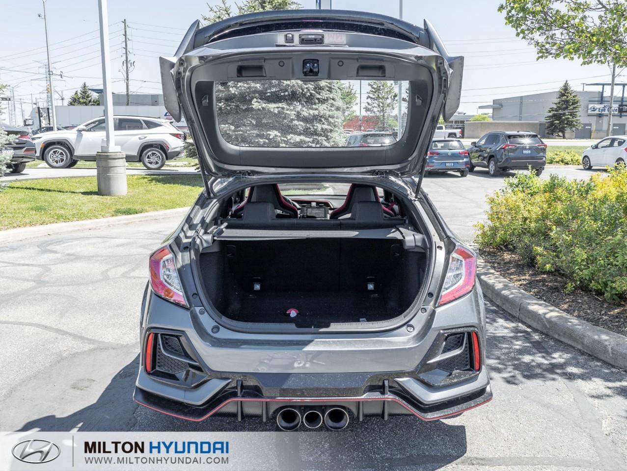 2021 Honda Civic Type R Base 4dr Hatchback Photo