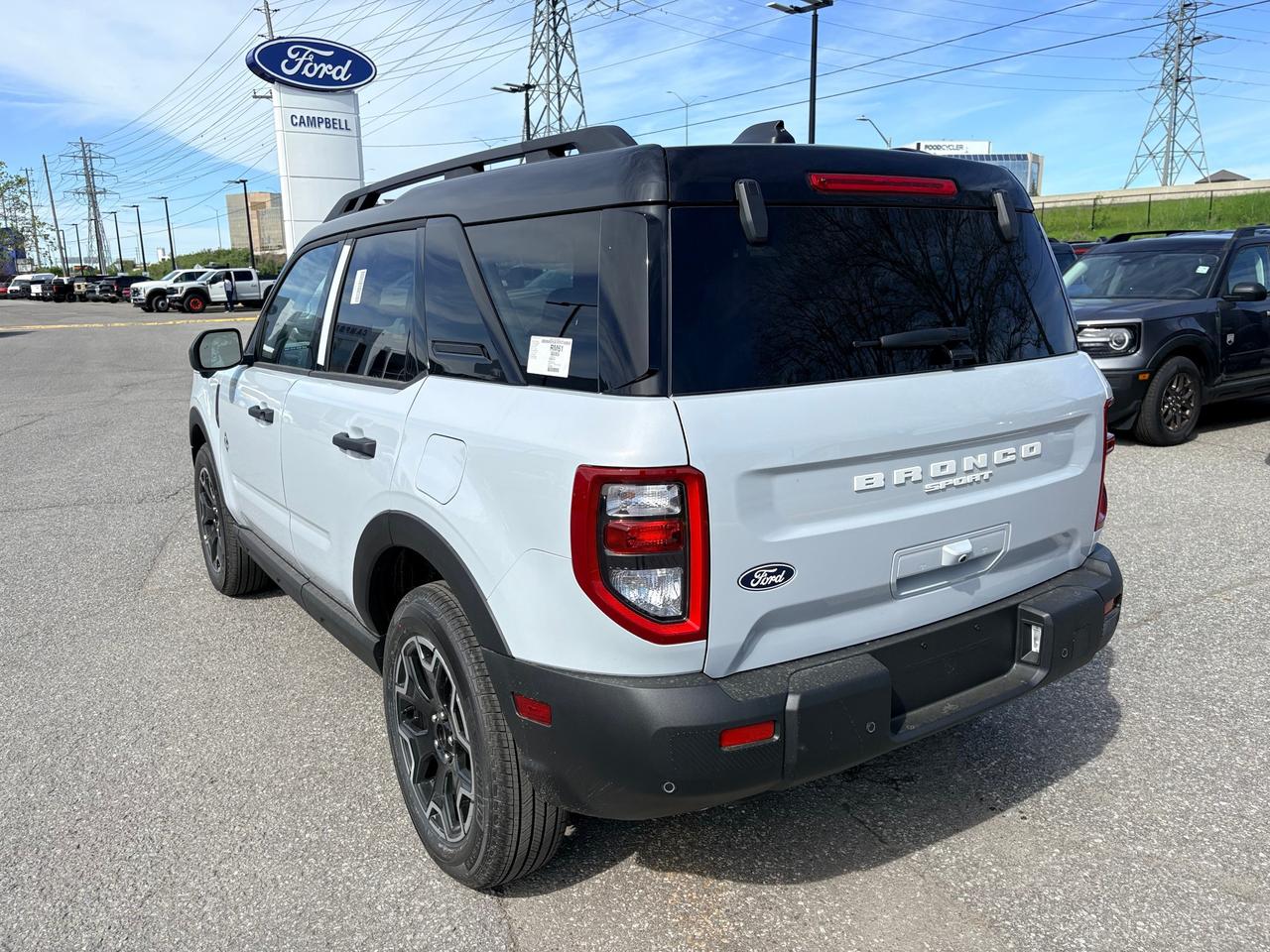 2026 Ford Bronco Sport Outer Banks 4dr 4x4 Photo