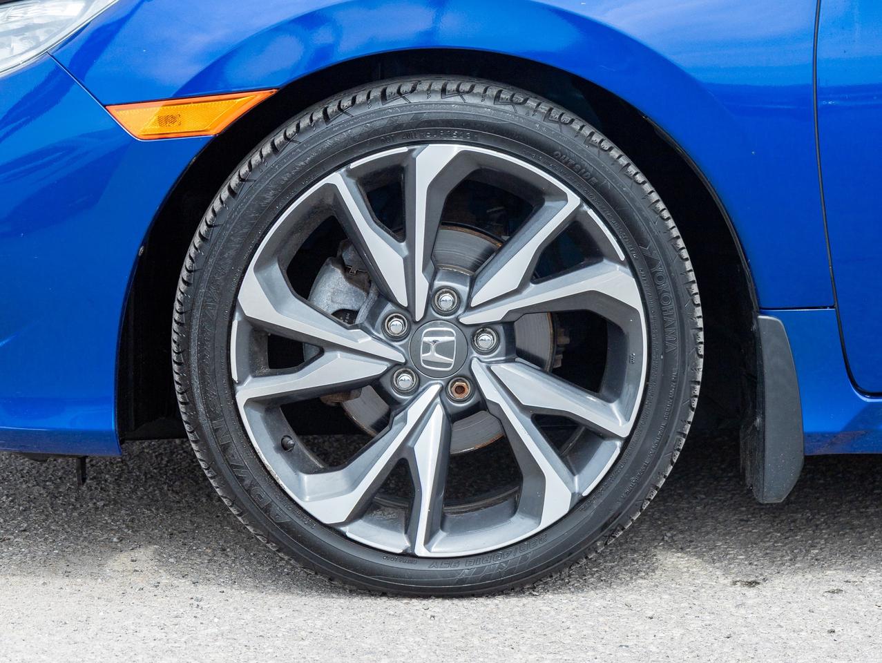 2020 Honda Civic Touring 4dr Sedan Photo