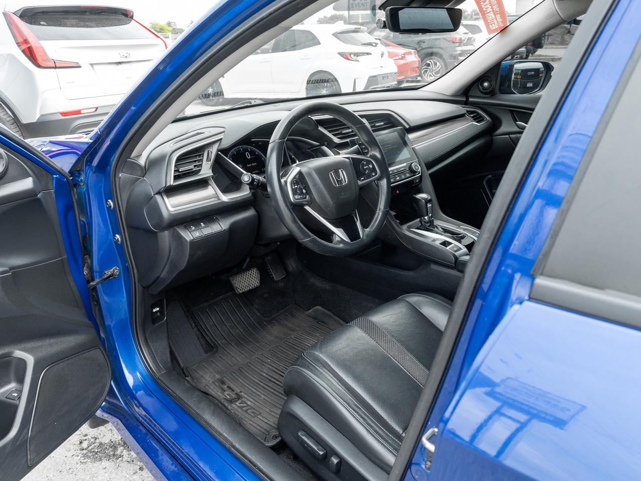 2020 Honda Civic Touring 4dr Sedan Photo