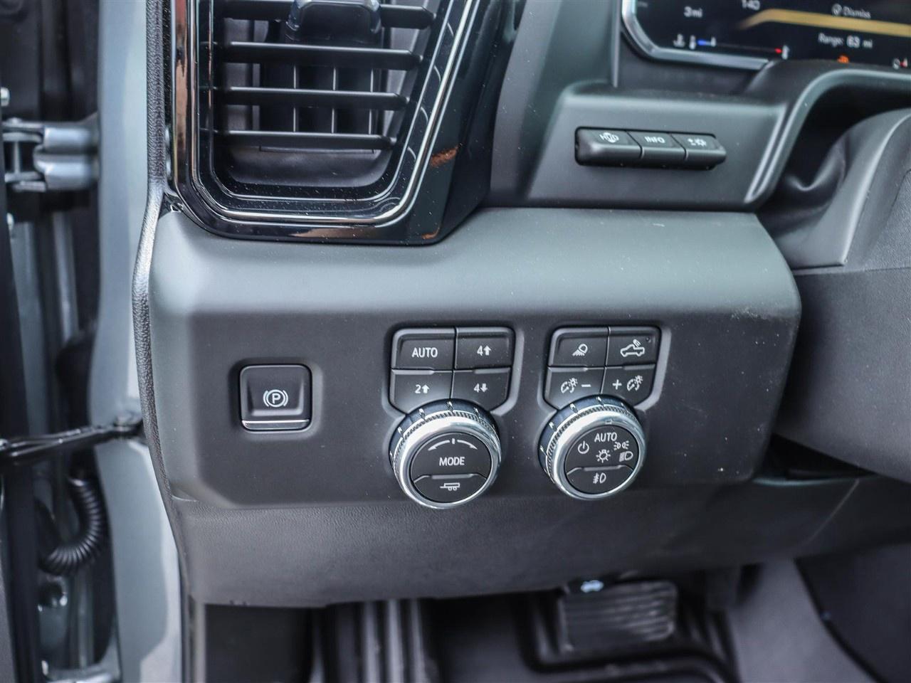 2026 GMC Sierra 1500 Crew Cab Short Box 4-Wheel Drive AT4 Photo
