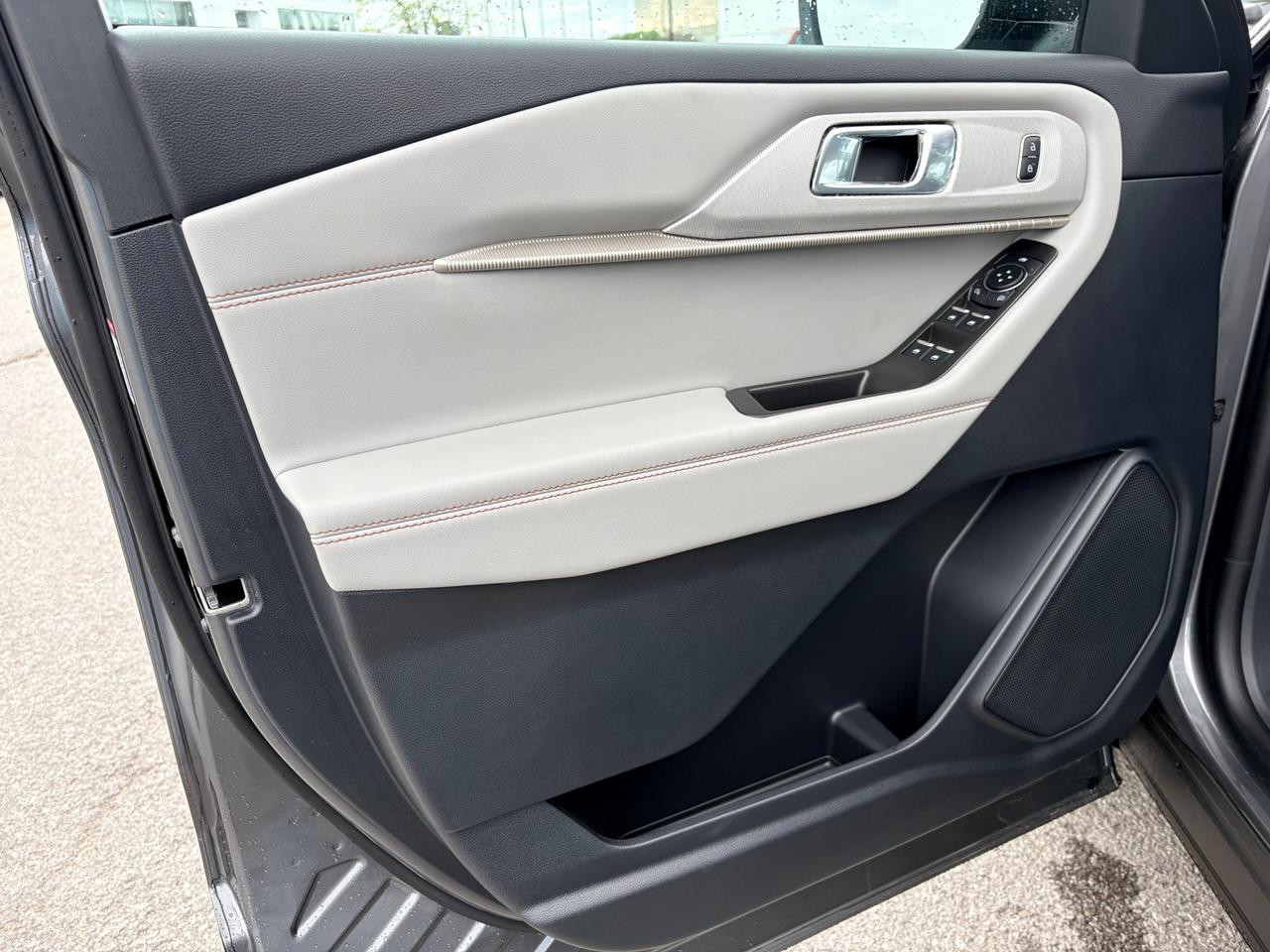 2026 Ford Explorer  Photo