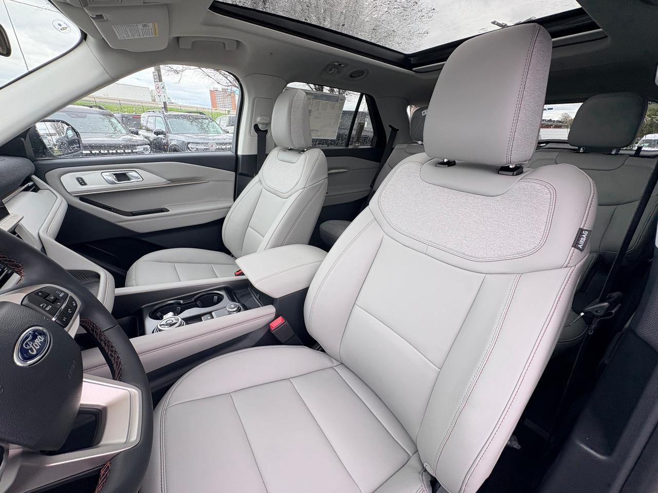 2026 Ford Explorer  Photo