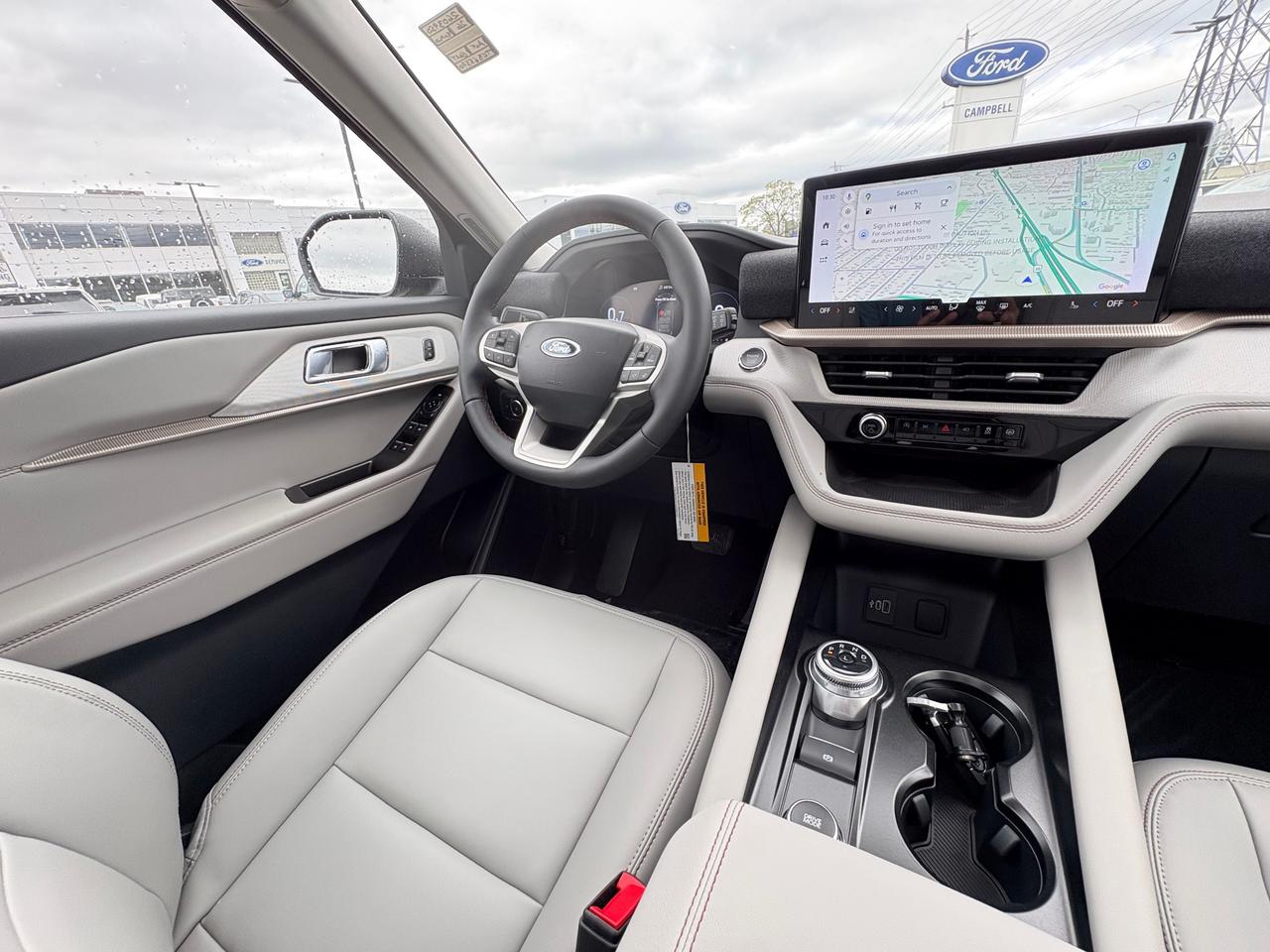 2026 Ford Explorer  Photo
