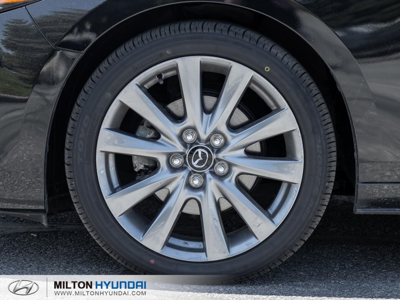 2025 Mazda MAZDA3  Photo