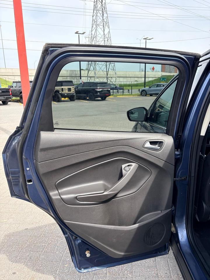 2018 Ford Escape SEL 4dr 4x4 Photo