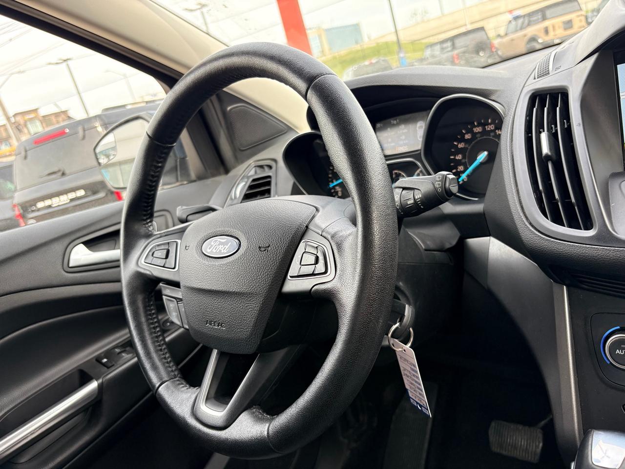 2018 Ford Escape SEL 4dr 4x4 Photo