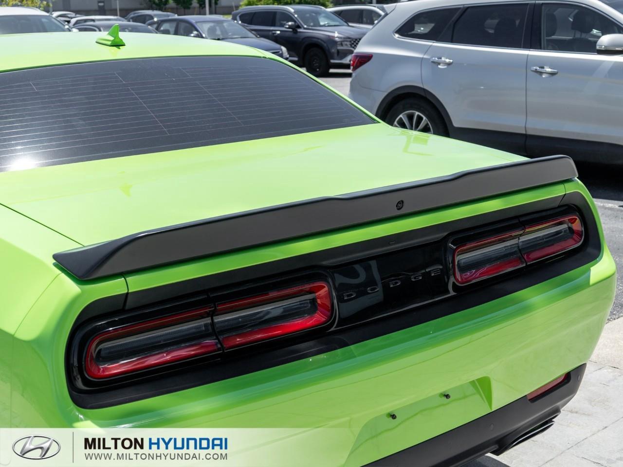 2023 Dodge Challenger R/T 2dr Rear-Wheel Drive Coupe Photo