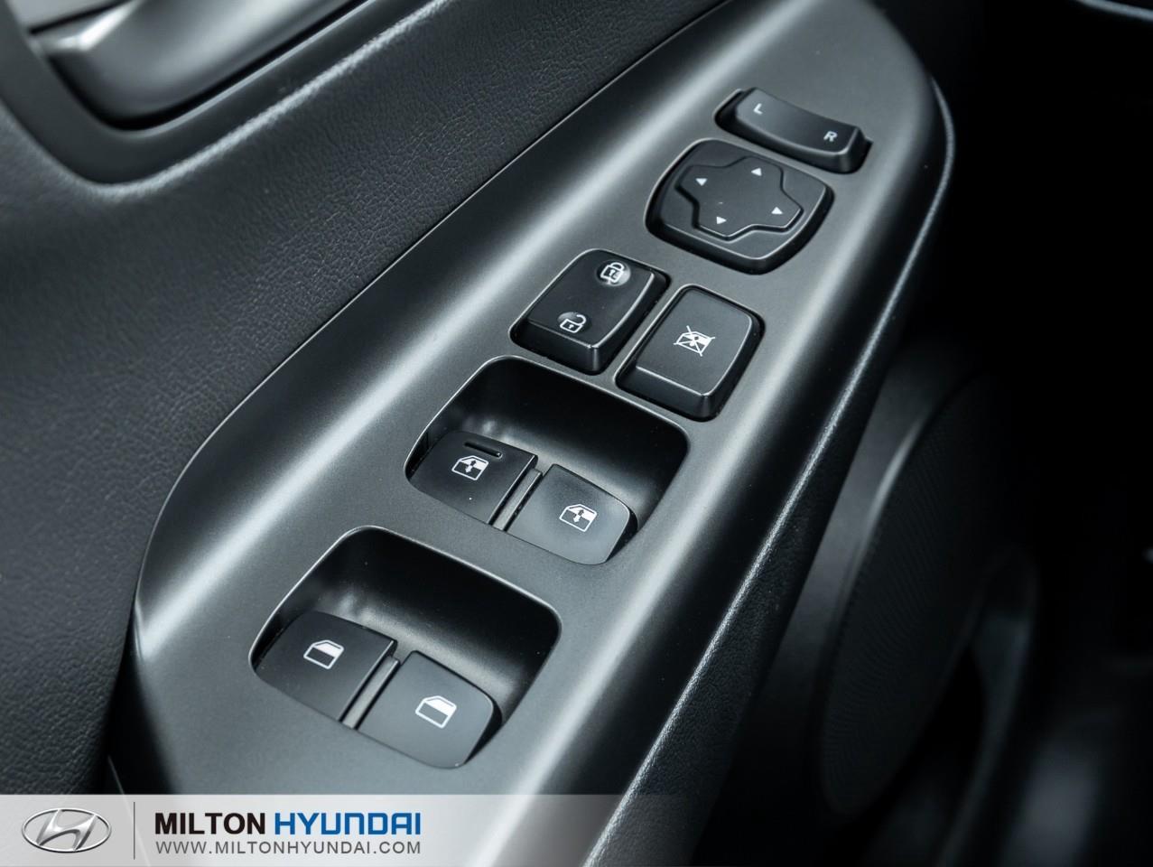2020 Hyundai KONA 2.0L Luxury 4dr All-Wheel Drive Photo