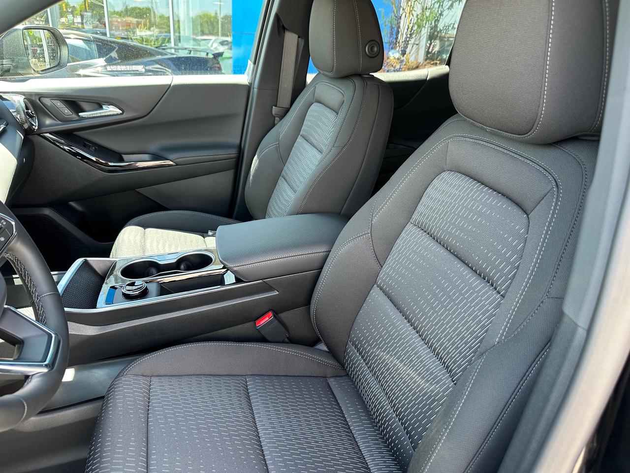 2026 Chevrolet Equinox LT 4dr Front-Wheel Drive Photo