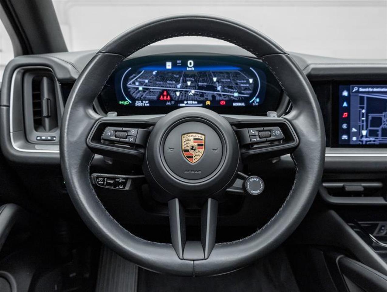 2024 Porsche Cayenne  Photo
