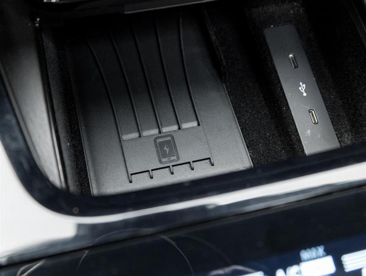 2024 Porsche Cayenne  Photo