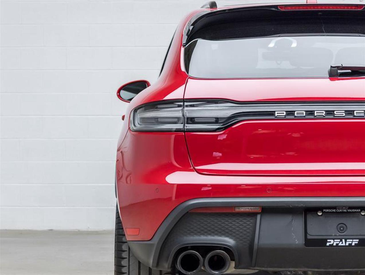 2023 Porsche Macan  Photo