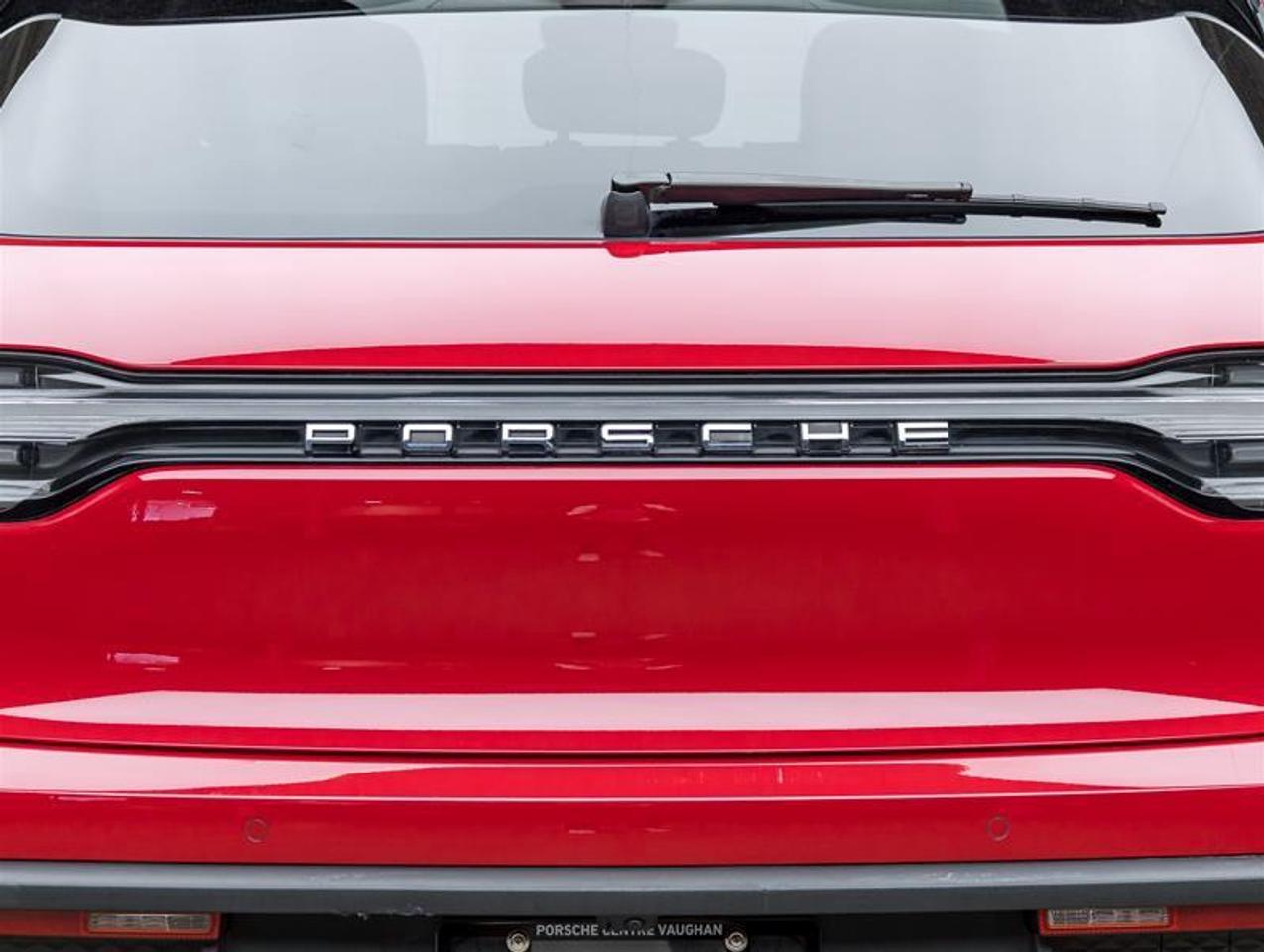 2023 Porsche Macan  Photo