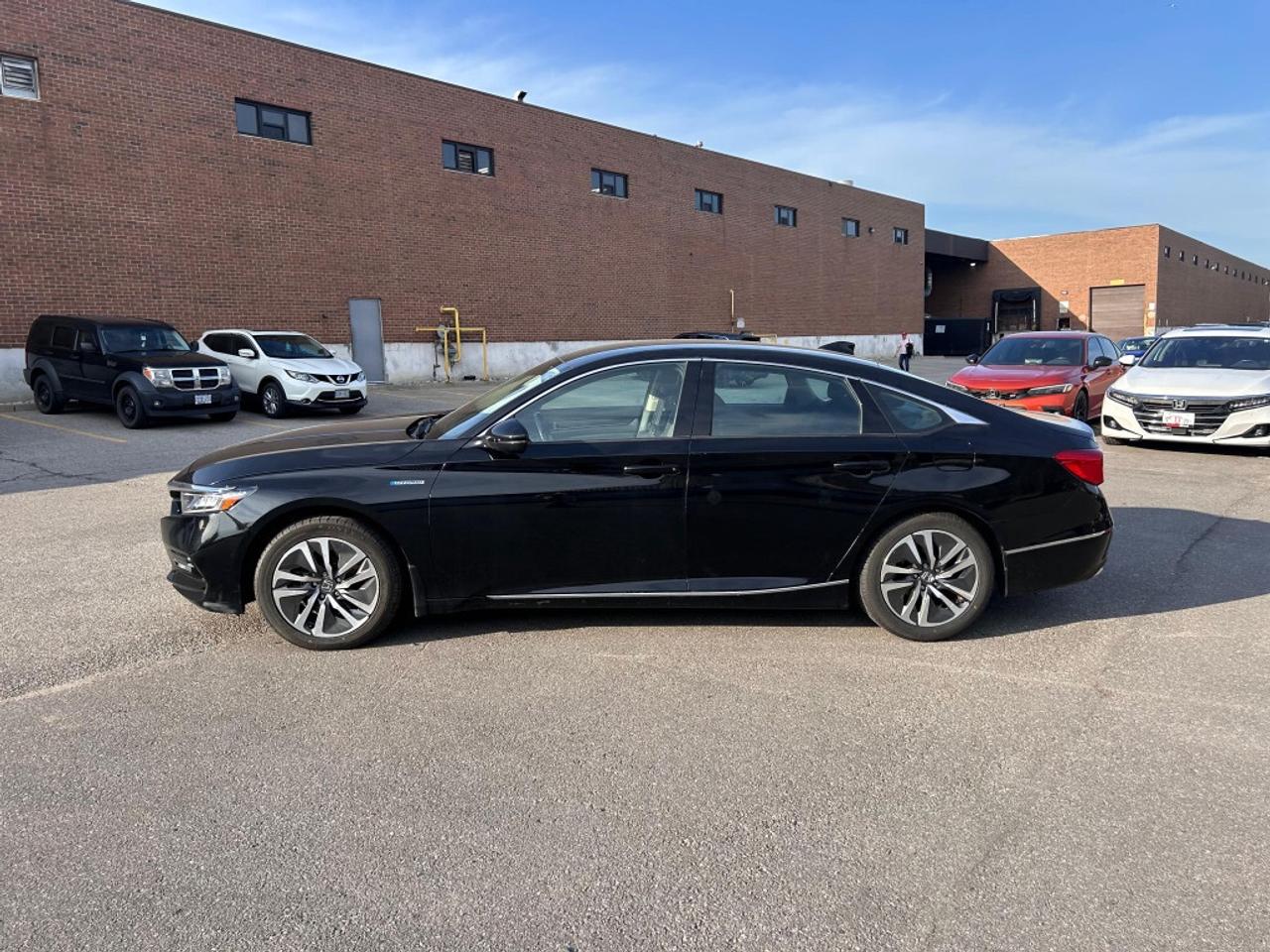 2020 Honda Accord Hybrid Extremely Clean Low KM Hybrid   New All-Season Tir Photo