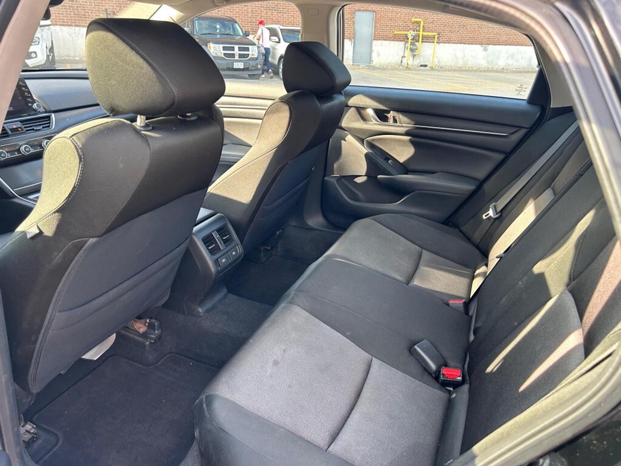 2020 Honda Accord Hybrid Extremely Clean Low KM Hybrid   New All-Season Tir Photo