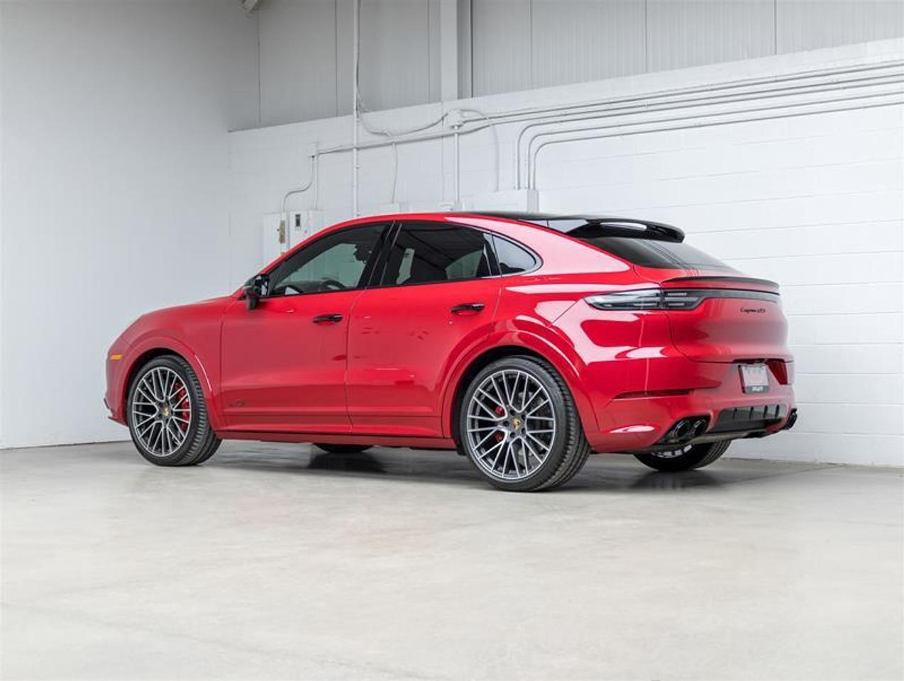 2023 Porsche Cayenne  Photo