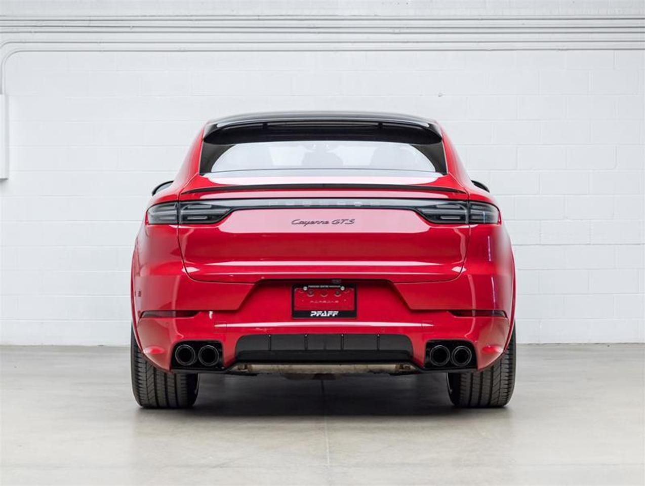 2023 Porsche Cayenne  Photo