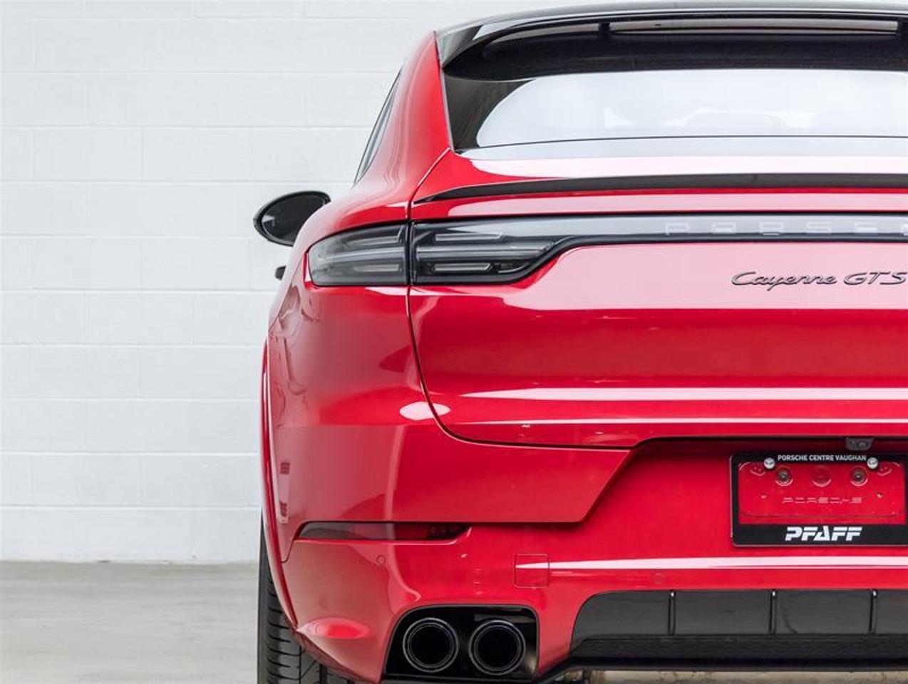 2023 Porsche Cayenne  Photo