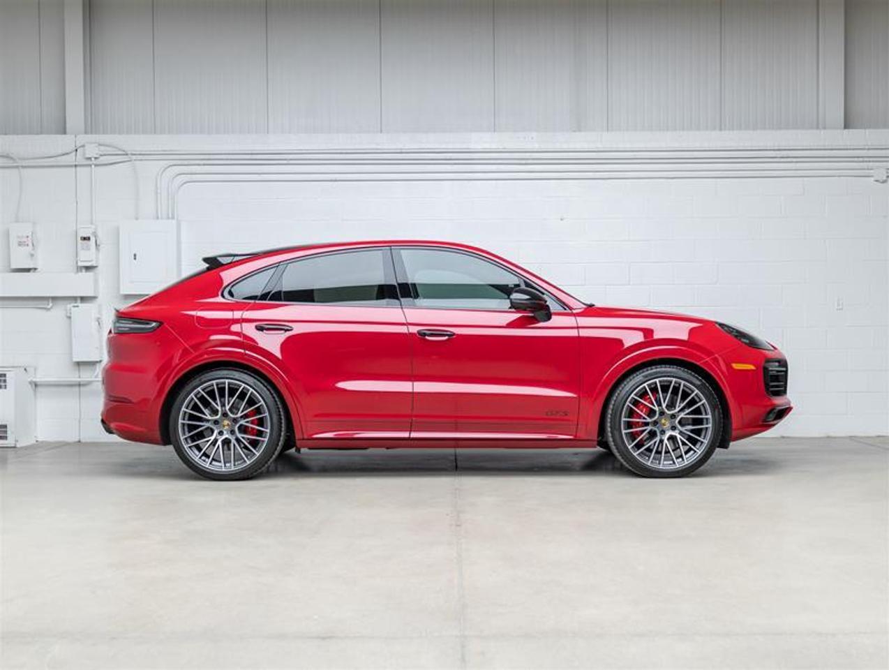 2023 Porsche Cayenne  Photo
