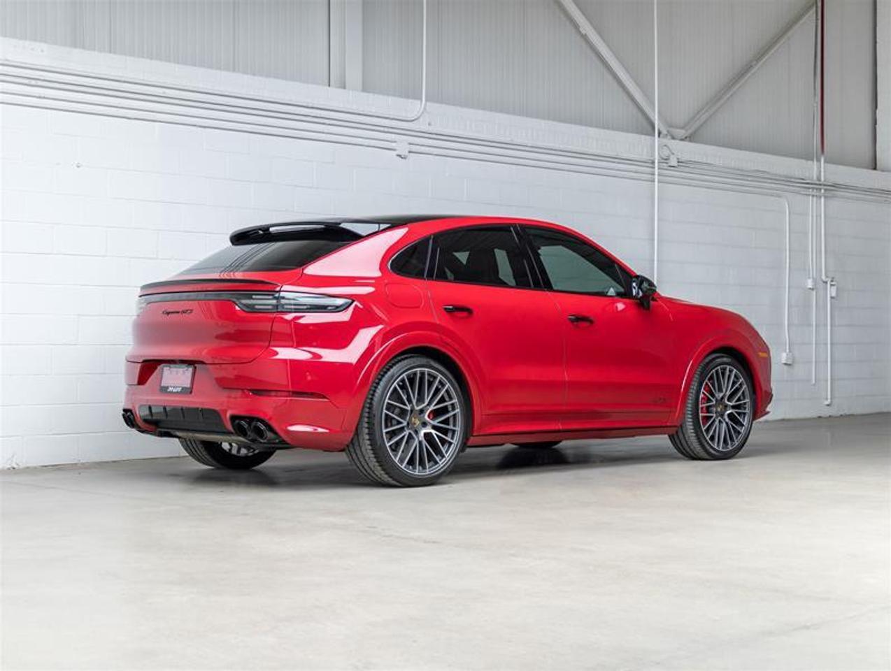 2023 Porsche Cayenne  Photo