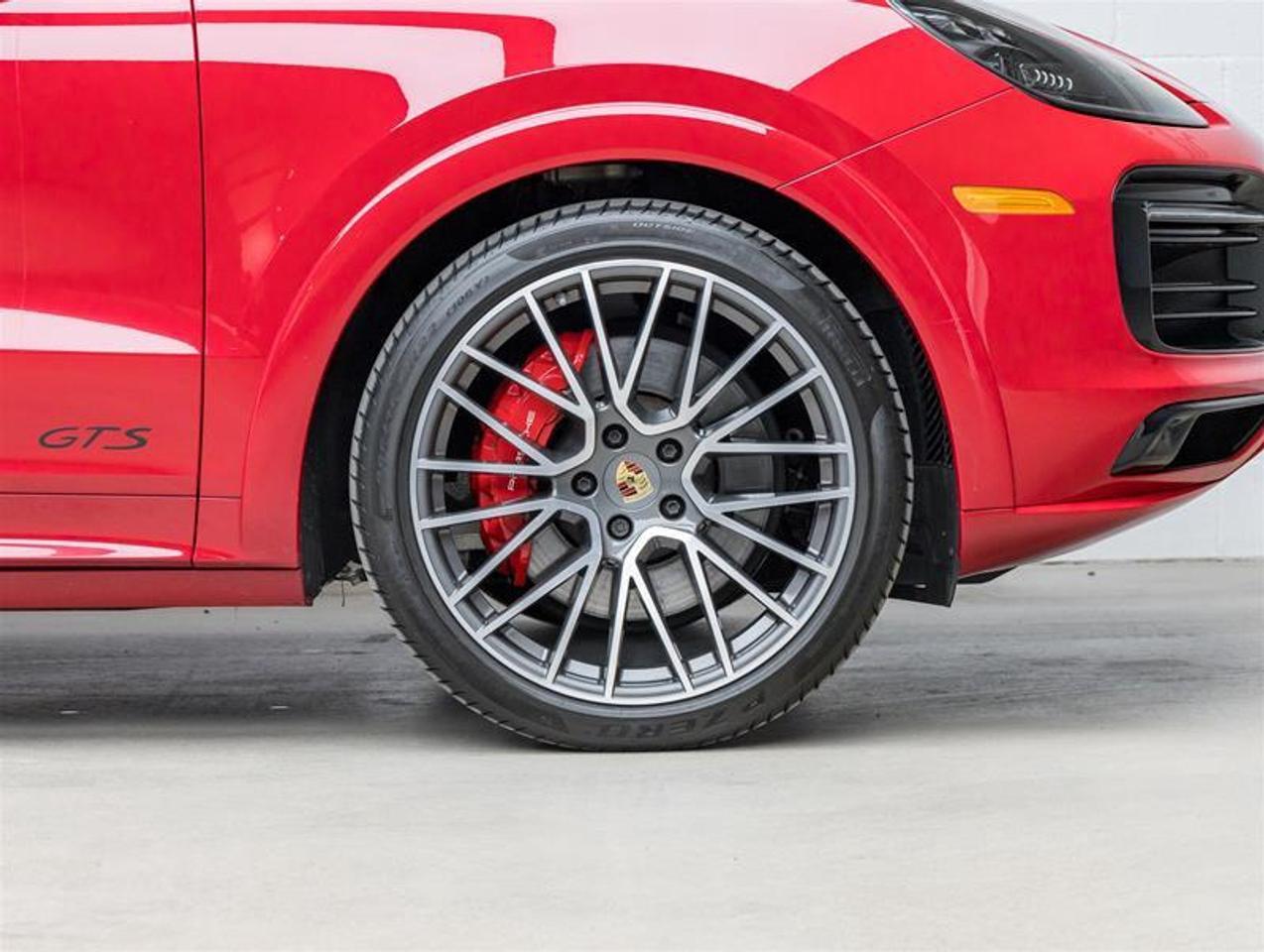 2023 Porsche Cayenne  Photo