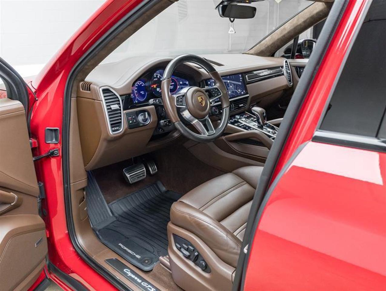 2023 Porsche Cayenne  Photo