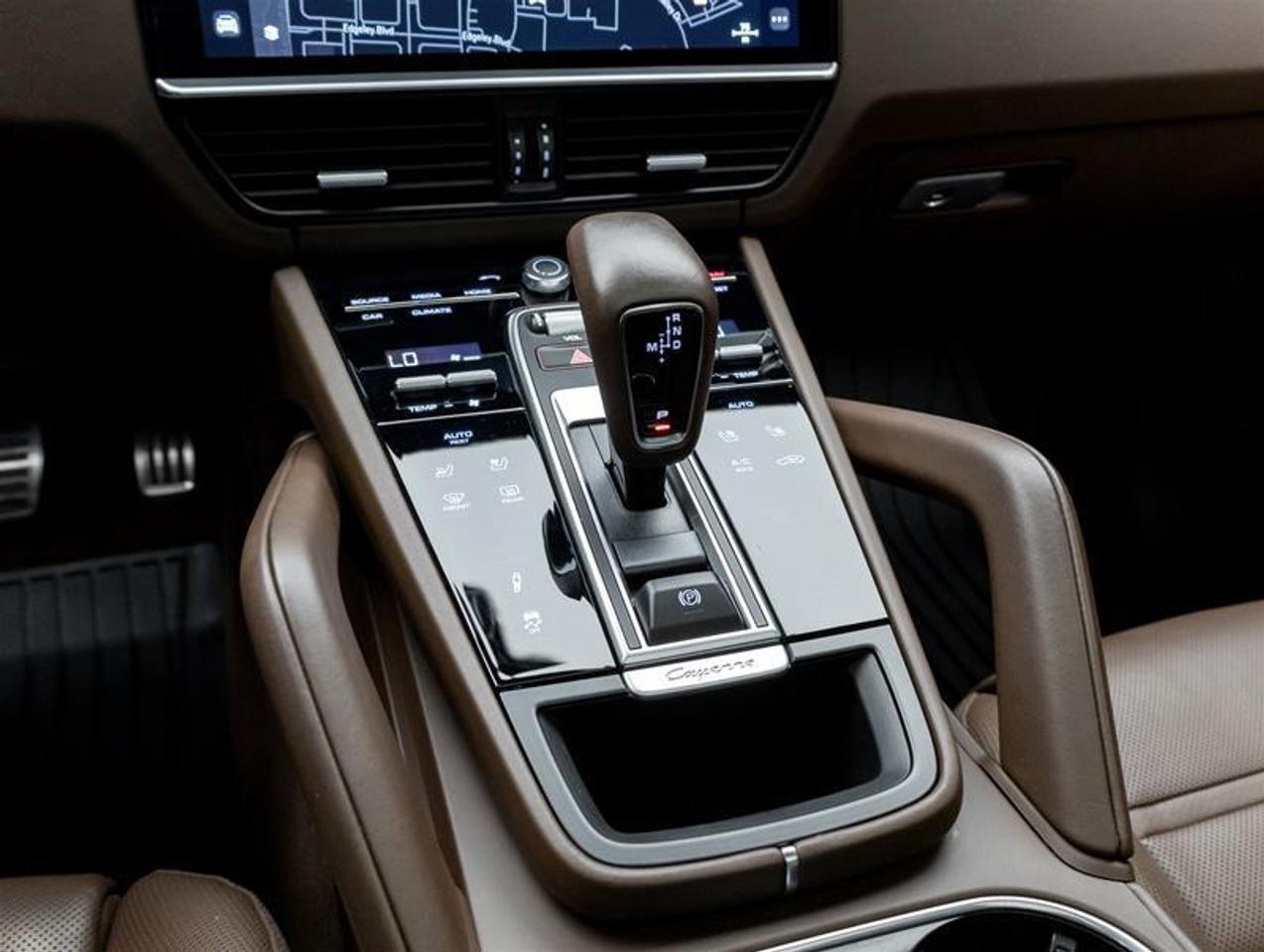 2023 Porsche Cayenne  Photo