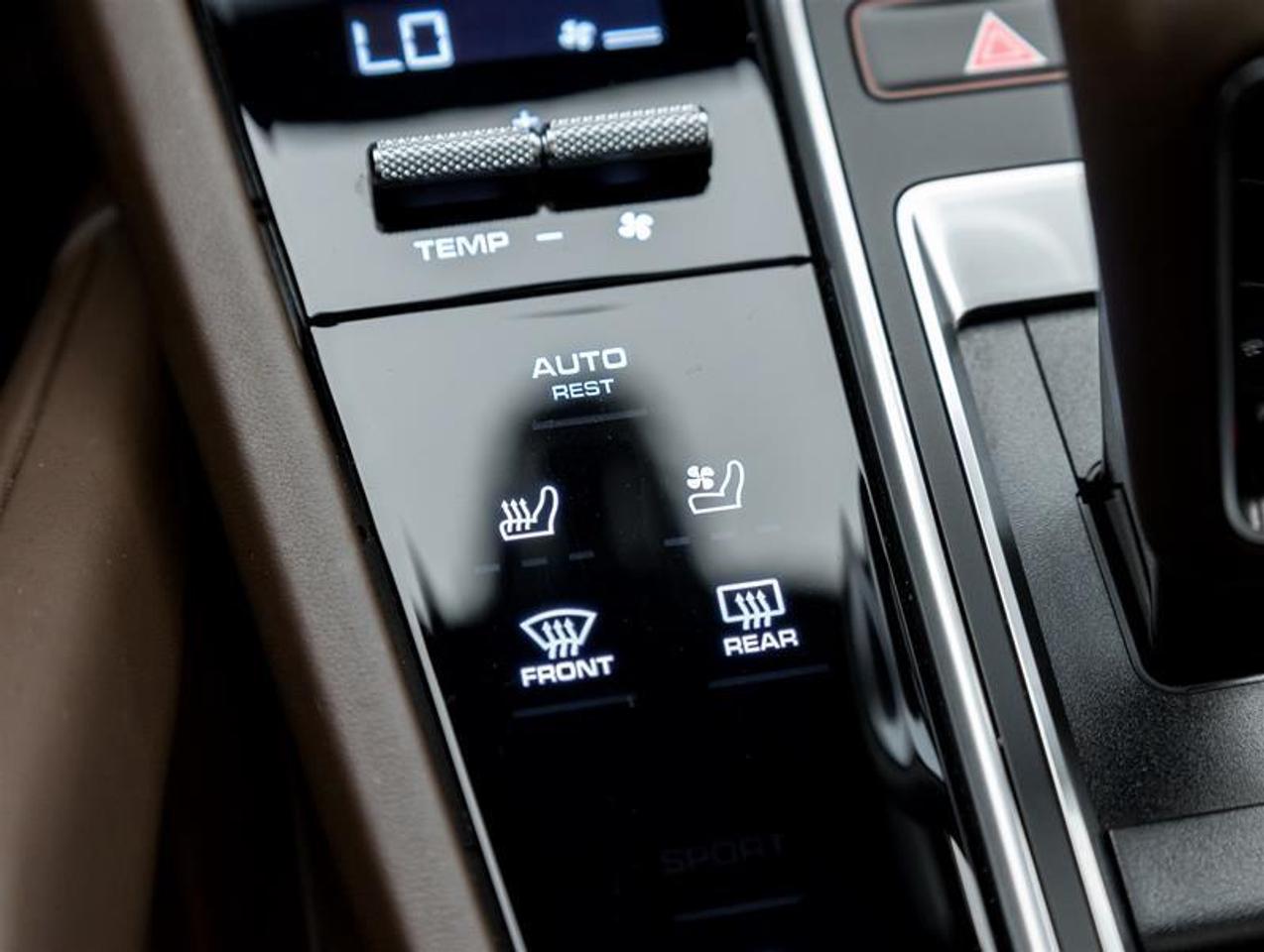 2023 Porsche Cayenne  Photo